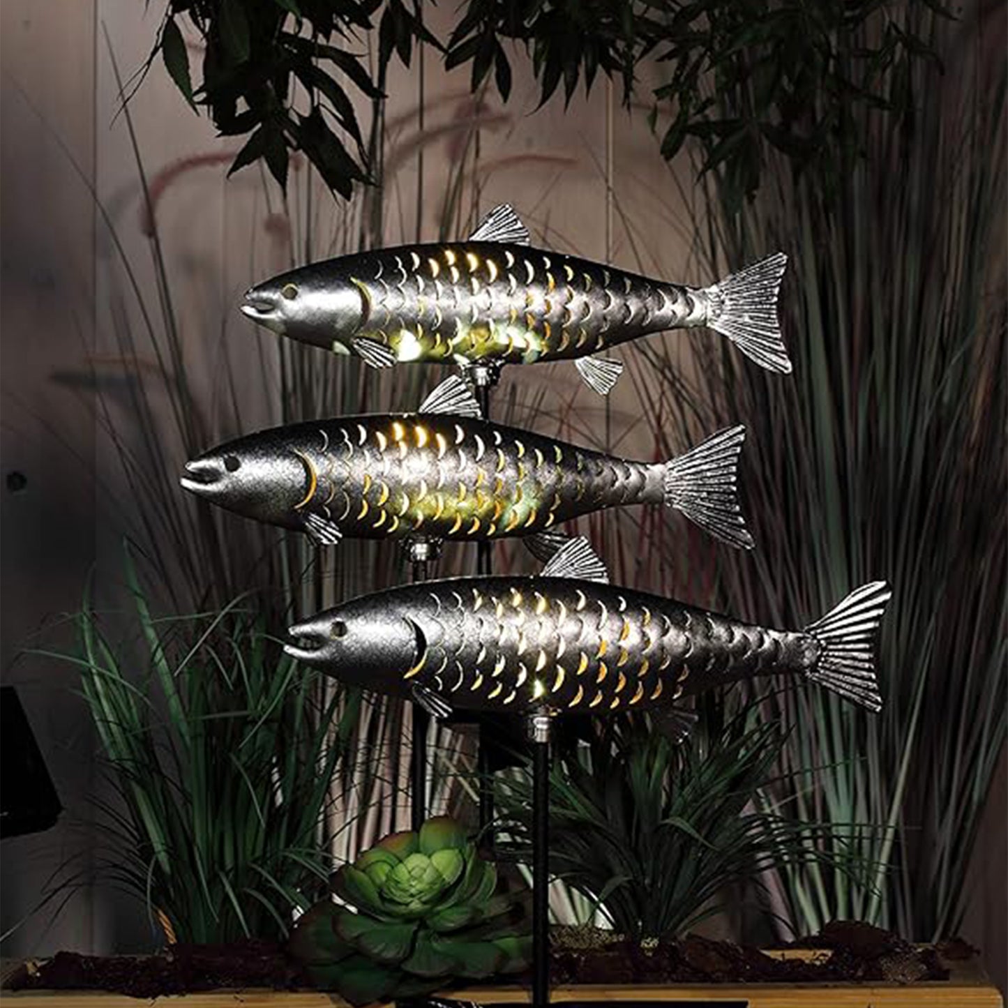 1 x Noma Solar Carp Fish LED Metal Stake Light Silver Pond Garden